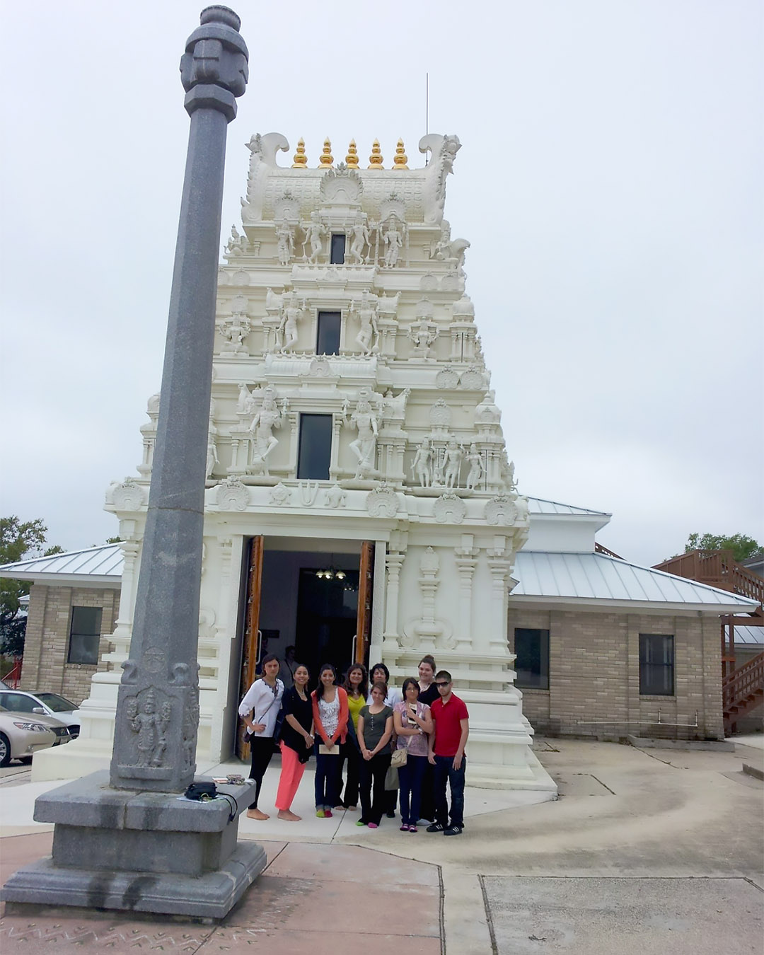 UIW students in front of the Hindu temple in Helotes, TX