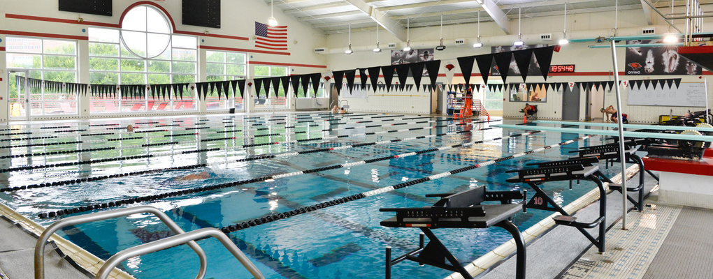 An image of UIW swimming facilities