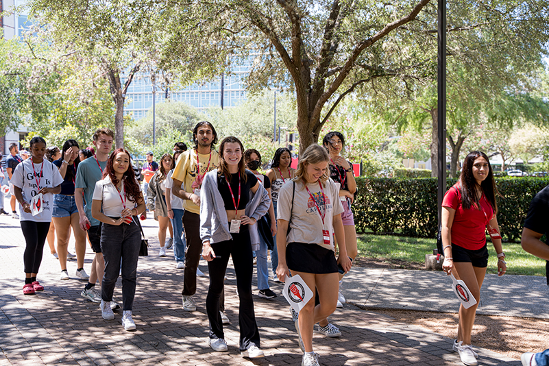 prospective students taking a campus tour