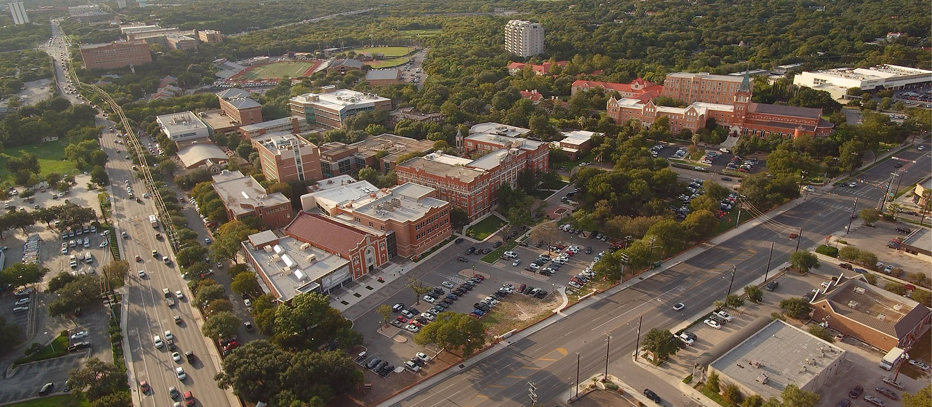 aerial photo of the UIW Broadway campus