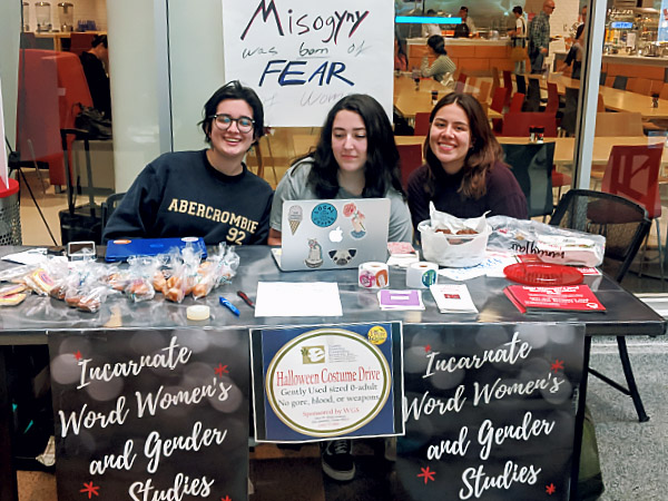 Women's studies students fund raising in the student center