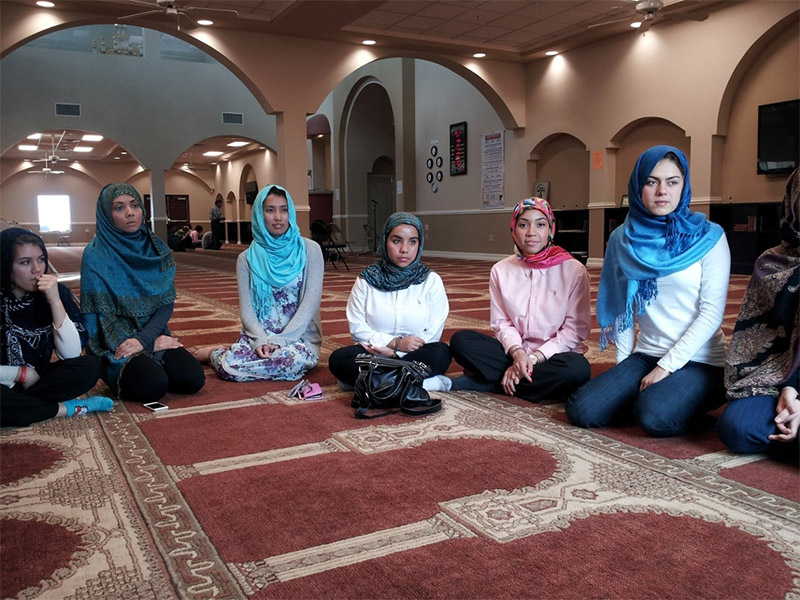 UIW students learn at the Muslim Children Education and Civic Center