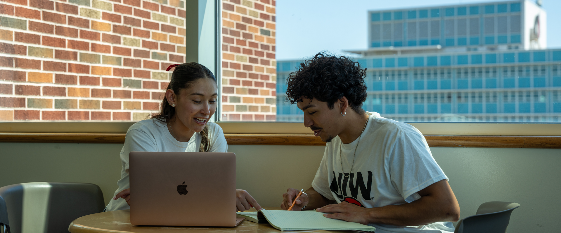 HEB school of Business and Education Students