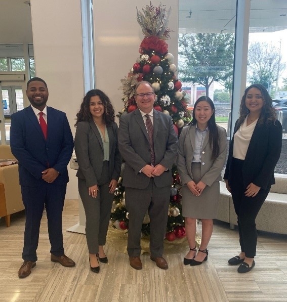 MHA Student and Faculty at GC-MGMA 2023 Case Competition