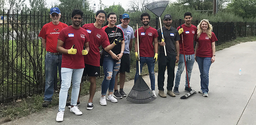 volunteers at st. pj's