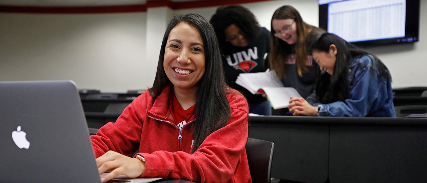HEBSBA students collaborating in a classroom