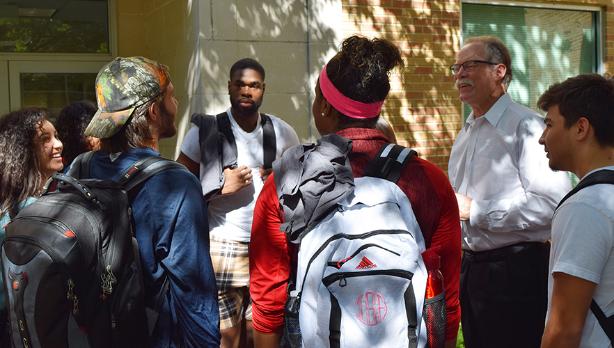 Students and faculty attend HEBSBA cookout