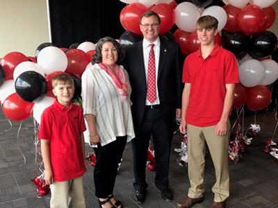 Dr Thomas and Lisa Evans and Family