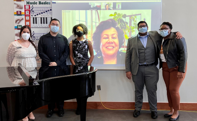 Vocal masterclass with Prof. Louise Toppin (Univ. of Michigan), featuring UIW Dept. of Music students Alex Montalvo and Nia Newton (far right)