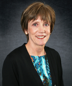 Dr. Julie Nadeau