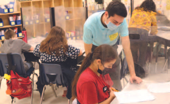 UIW student teacher at Medio Creek Elementary School