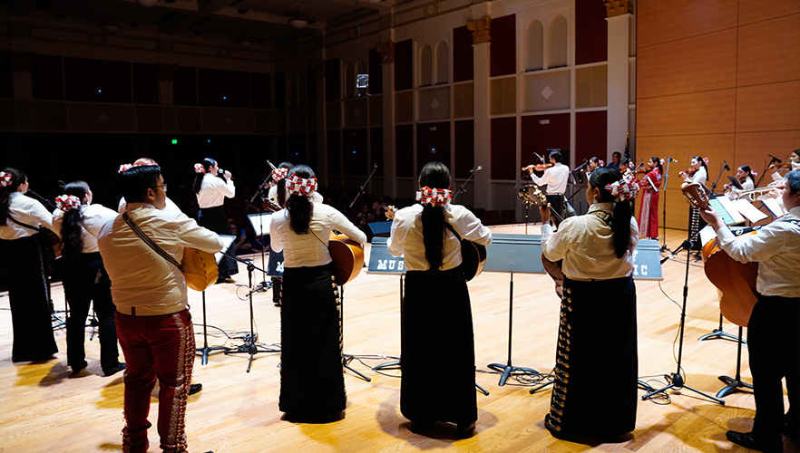 Mariachi group