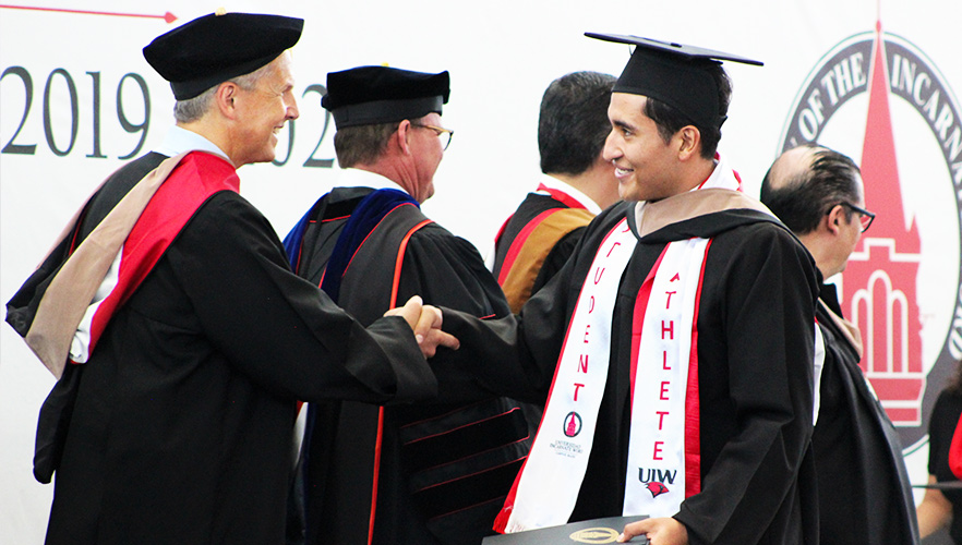 Mexico Commencement Students 13