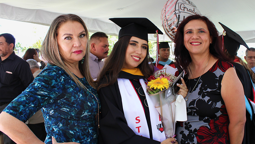 Mexico Commencement Students 8