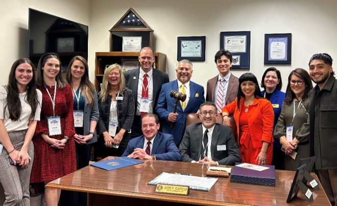 Members of UIW SPS and the San Antonio Chamber of Commerce