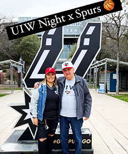 alumni at spurs game