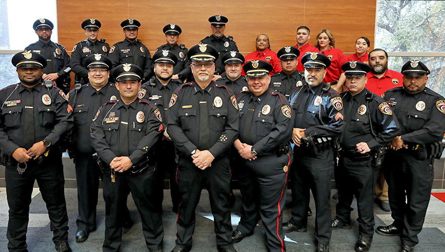 Chief Catts with officers and dispatch