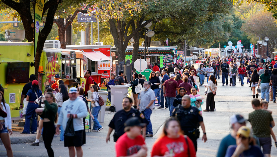 Food truck alley