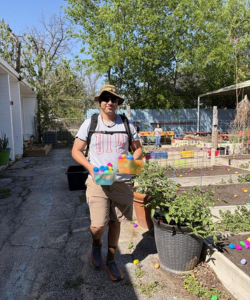 UIW students spreading Easter eggs
