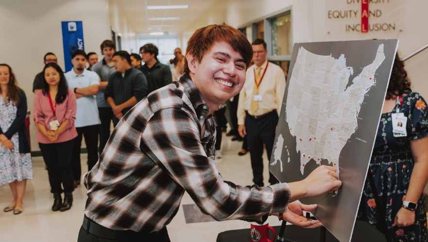 Matched FSOP students pinning on map