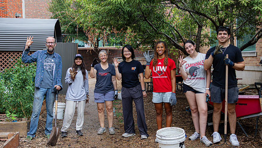 Group photo gardening