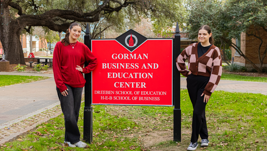 Kaitlyn Weightman and Hope Fuschetto 