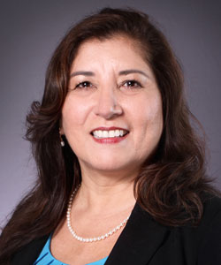 Iris Solcher's Headshot