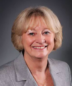 Dr. Denise Staudt