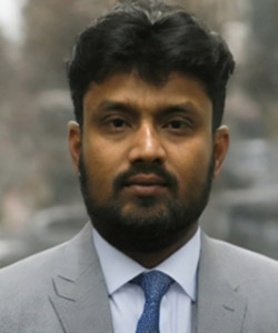 Dr Rafiul Islam headshot