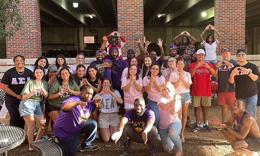 Go Greek Button